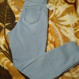 Nwt high rise pushup jeans